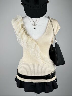 Vintage BEBE Cream Knit Sleeveless Top with V-Neck Ruffle